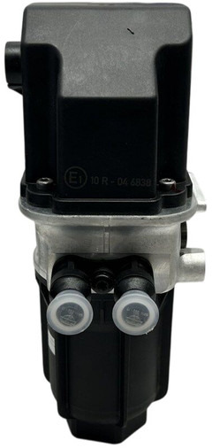 Mercedes-Benz AdBlue pump - Système d'échappement pour Camion: photos 4 Mercedes-Benz AdBlue pump - Système d'échappement pour Camion: photos 4