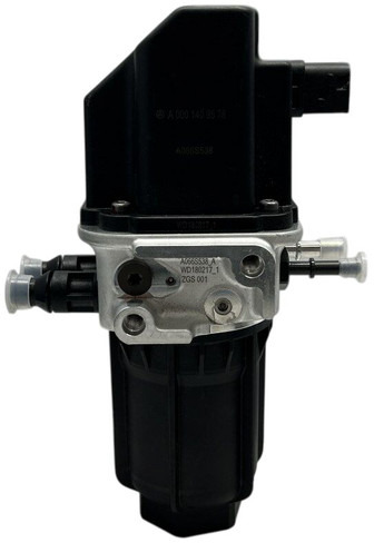 Mercedes-Benz AdBlue pump - Système d'échappement pour Camion: photos 1 Mercedes-Benz AdBlue pump - Système d'échappement pour Camion: photos 1