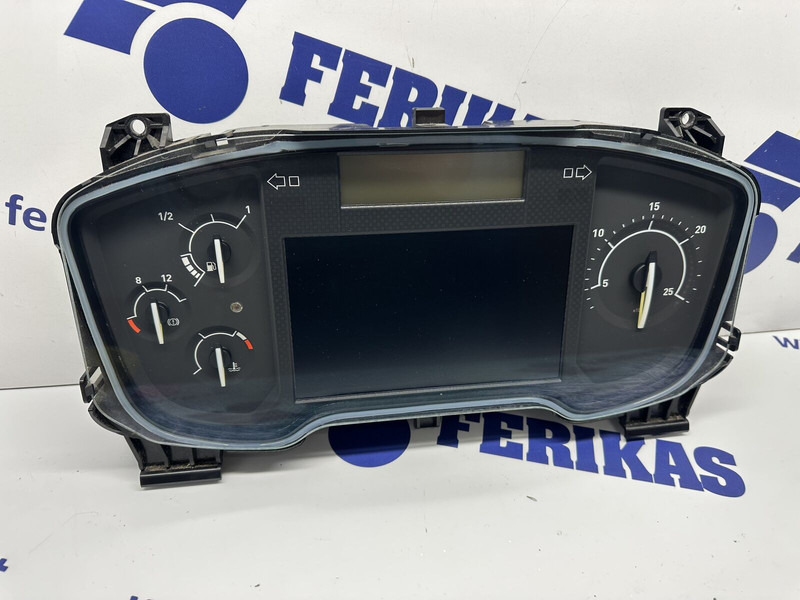 Renault T instrument cluster - Panel de instrumentos pour Camion: photos 1 Renault T instrument cluster - Panel de instrumentos pour Camion: photos 1