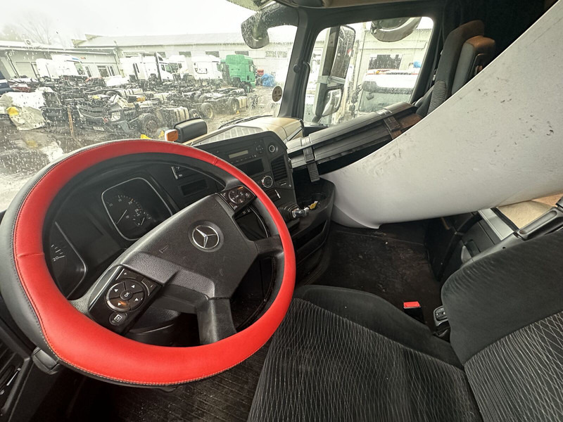 Mercedes-Benz Actros MP4 - Tracteur routier: photos 5 Mercedes-Benz Actros MP4 - Tracteur routier: photos 5