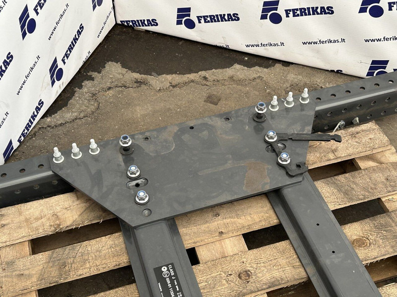 Volvo fifth wheel plate - Sellette d'attelage pour Camion: photos 4 Volvo fifth wheel plate - Sellette d'attelage pour Camion: photos 4