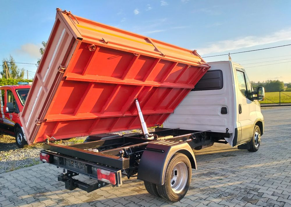 Véhicule utilitaire benne Iveco Daily 35C13 wywrotka wywrot kiper tipper wyklapac: photos 9