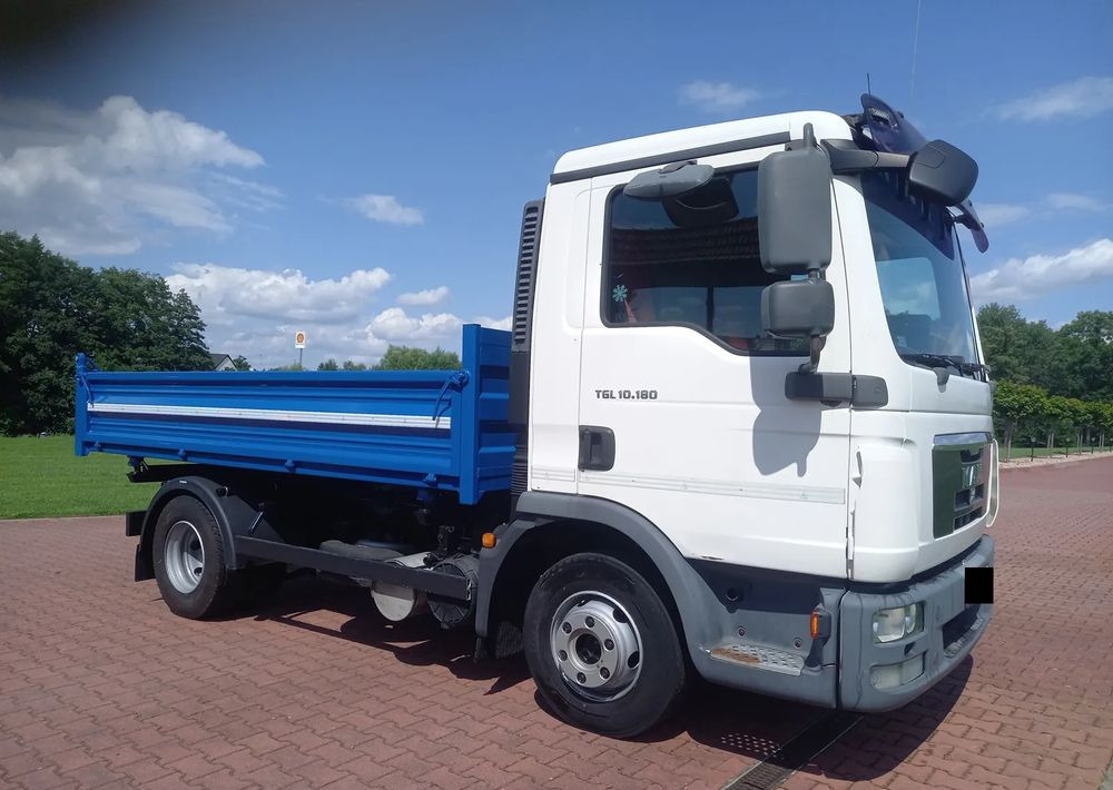 MAN TGL 10 180 EURO 5 - Camion benne: photos 3 MAN TGL 10 180 EURO 5 - Camion benne: photos 3
