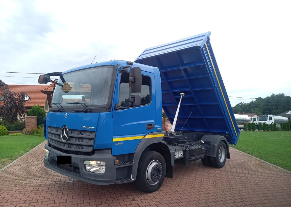 Mercedes-Benz ATEGO 12 18 !!! EURO 6 !!!! - Camion benne: photos 2 Mercedes-Benz ATEGO 12 18 !!! EURO 6 !!!! - Camion benne: photos 2