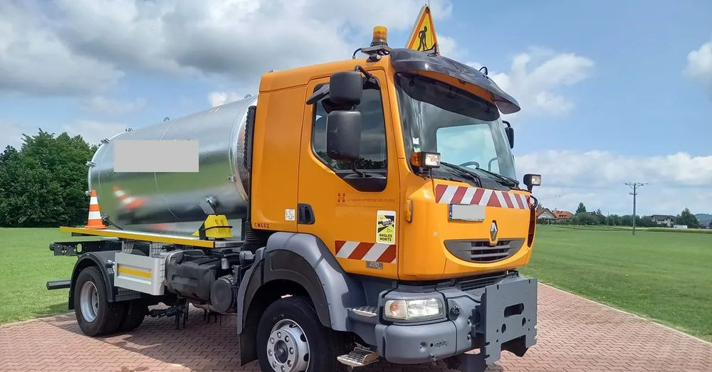 Renault MIDLUM 4X4 ALLOARD 4 WD ASENIZACJA - Camion hydrocureur: photos 2 Renault MIDLUM 4X4 ALLOARD 4 WD ASENIZACJA - Camion hydrocureur: photos 2