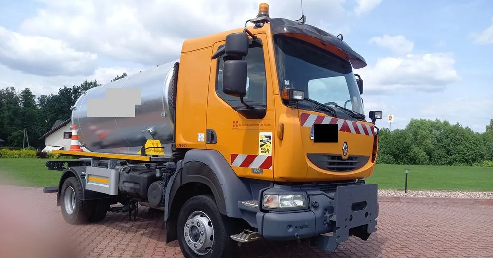 Renault MIDLUM 4X4 ALLOARD 4 WD ASENIZACJA - Camion hydrocureur: photos 3 Renault MIDLUM 4X4 ALLOARD 4 WD ASENIZACJA - Camion hydrocureur: photos 3
