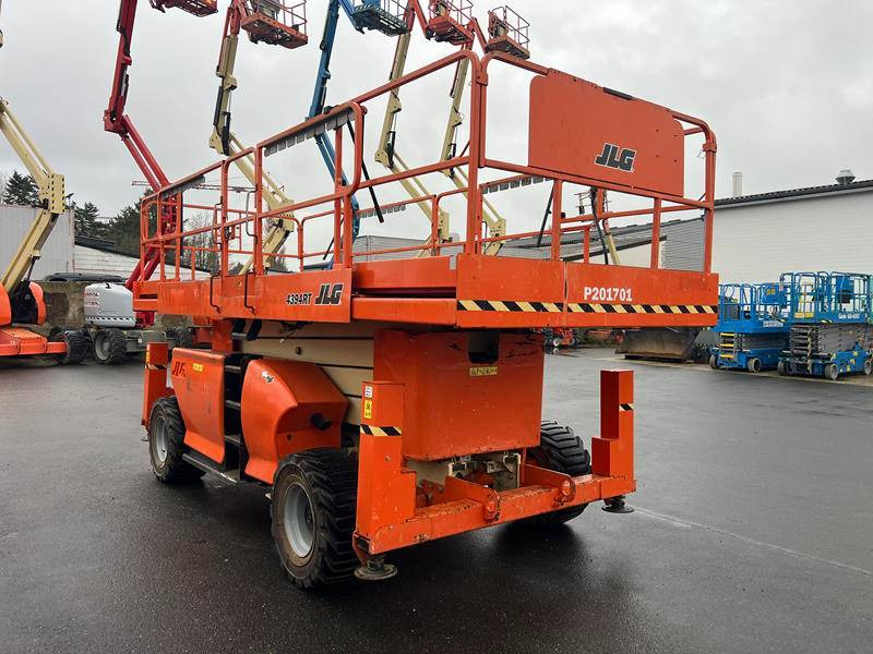 JLG 4394 RT diesel 4x4 15m (1747) - Nacelle ciseaux: photos 5 JLG 4394 RT diesel 4x4 15m (1747) - Nacelle ciseaux: photos 5