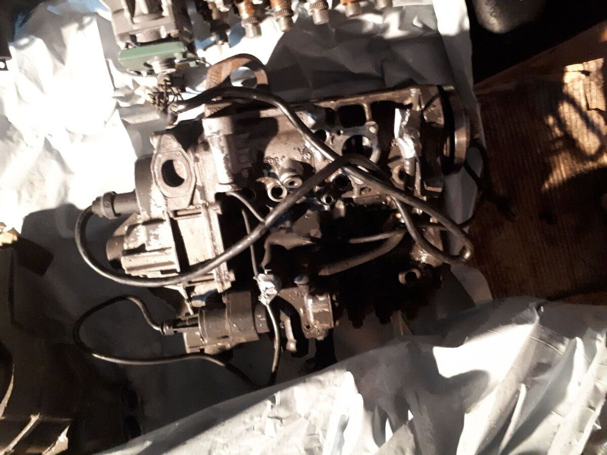 MAN 0402746967. 0402736883. 0402946023. 034 MAN - Pompe à carburant pour Camion: photos 4 MAN 0402746967. 0402736883. 0402946023. 034 MAN - Pompe à carburant pour Camion: photos 4