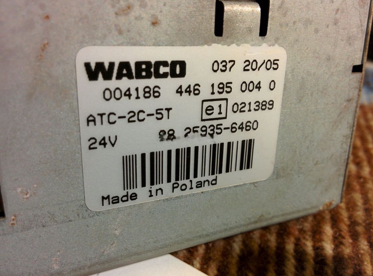 MAN Wabco 037 20/05 . 4461950040 83.25814-6003 MAN LionsCiti - Bloc de gestion pour Bus: photos 5 MAN Wabco 037 20/05 . 4461950040 83.25814-6003 MAN LionsCiti - Bloc de gestion pour Bus: photos 5