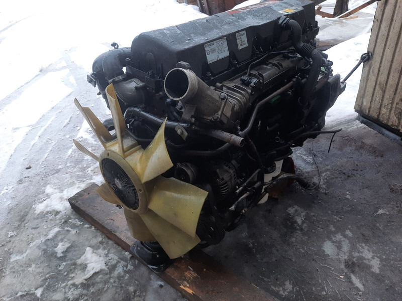 Renault DXI 13 500 EC06B - Moteur: photos 5 Renault DXI 13 500 EC06B - Moteur: photos 5