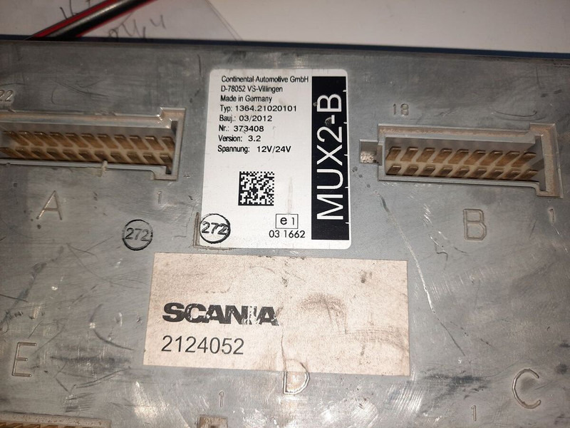 Scania MUX2-B MUX2-M.MUX2-B+/ ZR2-BS/ ZR2-BD - Bloc de gestion: photos 1 Scania MUX2-B MUX2-M.MUX2-B+/ ZR2-BS/ ZR2-BD - Bloc de gestion: photos 1