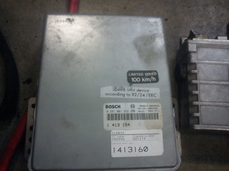 Scania dvigatelem 0281001322 - 1413154 Scania 094 Omni Link - Bloc de gestion pour Bus: photos 1 Scania dvigatelem 0281001322 - 1413154 Scania 094 Omni Link - Bloc de gestion pour Bus: photos 1