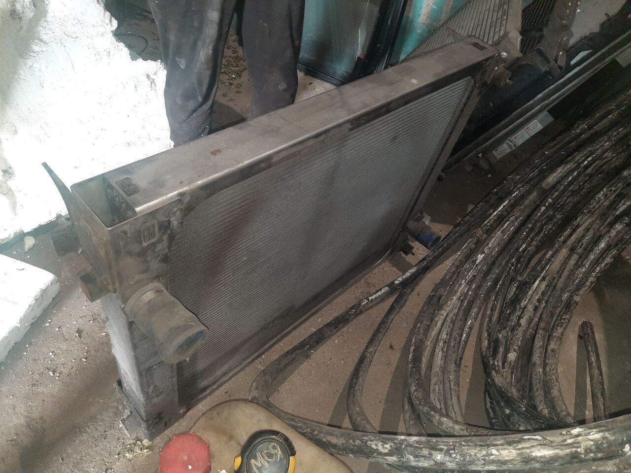 Scania man U Scania VEST/ 124 truck - Radiateur pour Camion: photos 5 Scania man U Scania VEST/ 124 truck - Radiateur pour Camion: photos 5
