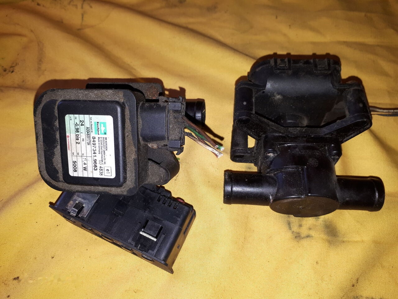 Scania ohlazhdeniya A004B301784 Scania VEST Gorizont - Pompe à liquide de refroidissement pour Bus: photos 3 Scania ohlazhdeniya A004B301784 Scania VEST Gorizont - Pompe à liquide de refroidissement pour Bus: photos 3