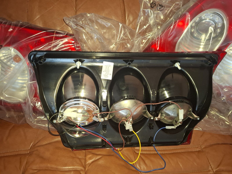 Volvo B12-9700 - Lumière/ Éclairage: photos 3 Volvo B12-9700 - Lumière/ Éclairage: photos 3