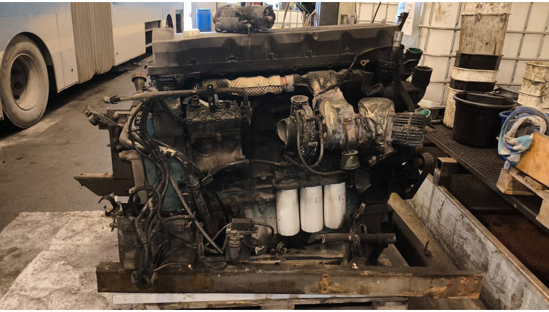 Volvo D9B380/ D9B-360 .G9A-300 D9B310. D9A.-340 - Moteur: photos 2 Volvo D9B380/ D9B-360 .G9A-300 D9B310. D9A.-340 - Moteur: photos 2