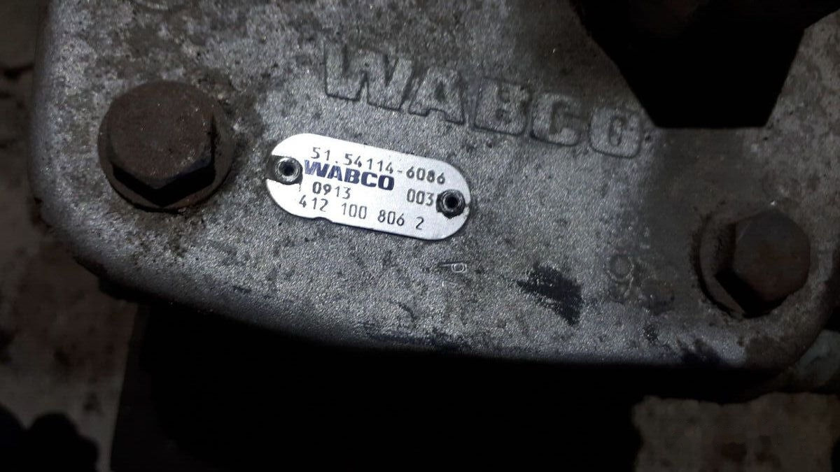 Volvo LP4905 /. LP4992 -B12 .Mersedes Volvo Mersedes 405 - Compresseur pour Bus: photos 4 Volvo LP4905 /. LP4992 -B12 .Mersedes Volvo Mersedes 405 - Compresseur pour Bus: photos 4