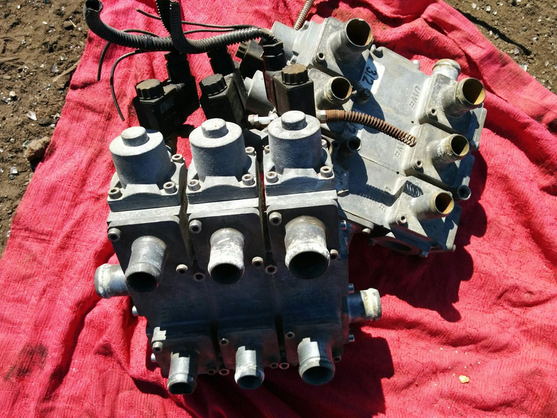 Volvo электроклапан отопления UWE Viking X3M-2 - Valve: photos 3 Volvo электроклапан отопления UWE Viking X3M-2 - Valve: photos 3