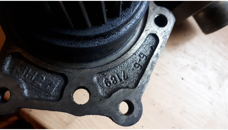 Volvo привода шкивов ремней и топливного насоса - Vilebrequin: photos 5 Volvo привода шкивов ремней и топливного насоса - Vilebrequin: photos 5