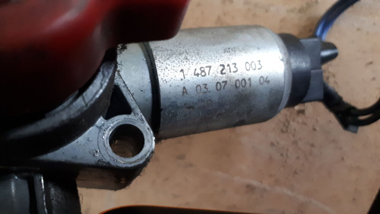 WABCO Volvo - Valve de frein pour Bus: photos 3 WABCO Volvo - Valve de frein pour Bus: photos 3