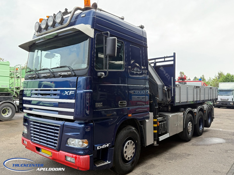 DAF XF 95.430 HIAB 330-5, 8x2 - Camion plateau, Camion grue: photos 3 DAF XF 95.430 HIAB 330-5, 8x2 - Camion plateau, Camion grue: photos 3