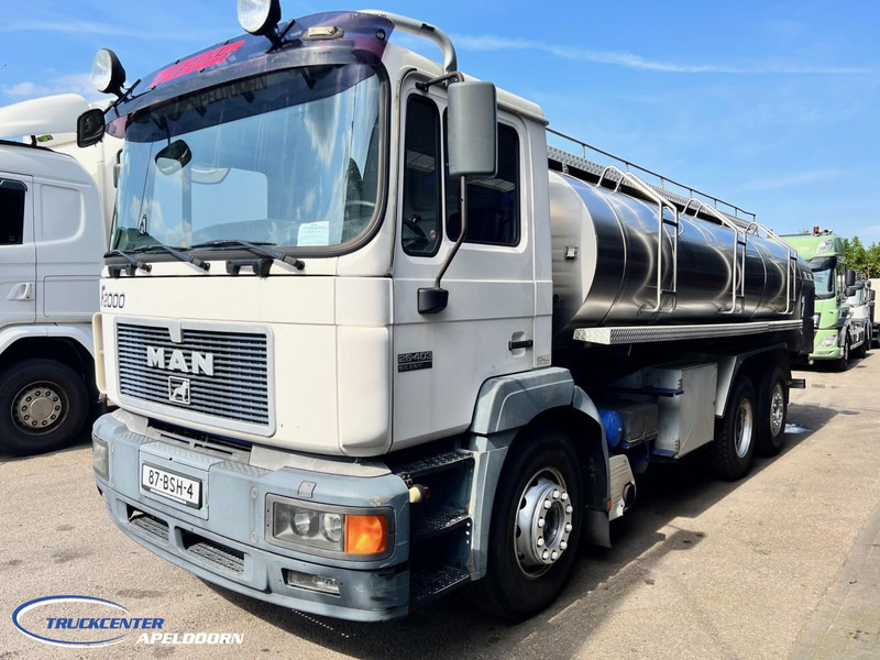 MAN 26.403 Manuel, Retarder, Reduction axle, 14250 liter - Camion citerne: photos 3 MAN 26.403 Manuel, Retarder, Reduction axle, 14250 liter - Camion citerne: photos 3