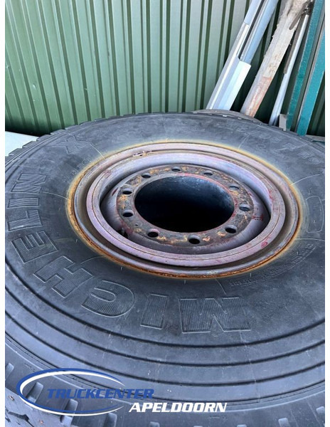 Michelin 385/95 R 20 385/95 R 20 - Pneu: photos 2 Michelin 385/95 R 20 385/95 R 20 - Pneu: photos 2