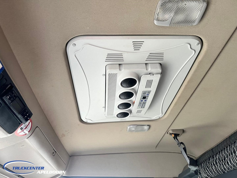 Camion frigorifique Scania R410 Mitsubishi Multitemp 3 zone, 8x4, 2000 kg lift: photos 9 Camion frigorifique Scania R410 Mitsubishi Multitemp 3 zone, 8x4, 2000 kg lift: photos 9