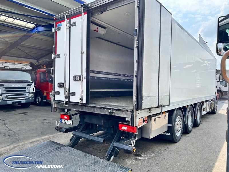 Scania R410 Mitsubishi Multitemp 3 zone, 8x4, 2000 kg lift - Camion frigorifique: photos 2 Scania R410 Mitsubishi Multitemp 3 zone, 8x4, 2000 kg lift - Camion frigorifique: photos 2