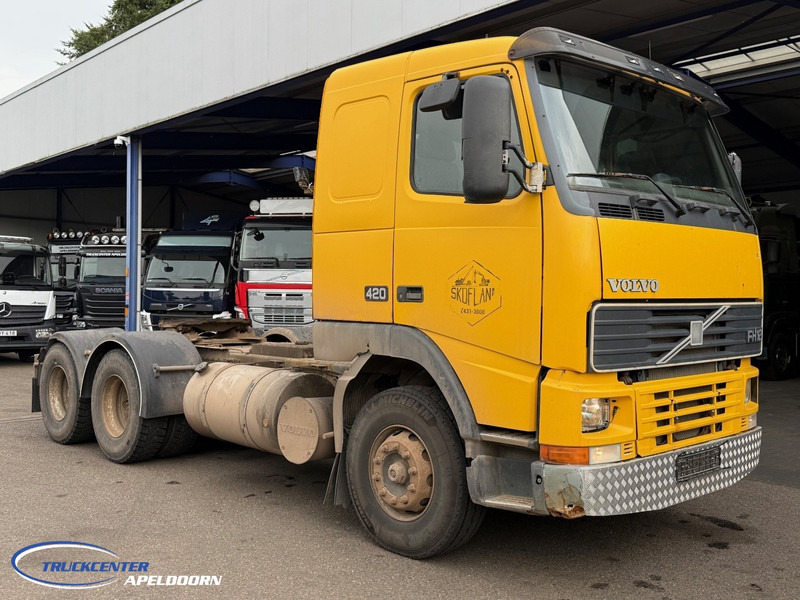 Volvo FH 12 - 420 6x4, Handgeschakeld, Hydrauliek - Tracteur routier: photos 1 Volvo FH 12 - 420 6x4, Handgeschakeld, Hydrauliek - Tracteur routier: photos 1