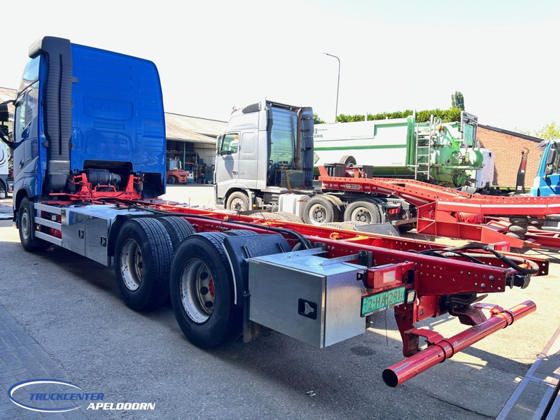 Volvo FH 540 6x4, Dual clutch, XL Globetrotter, PTO, Retarder - Châssis cabine: photos 4 Volvo FH 540 6x4, Dual clutch, XL Globetrotter, PTO, Retarder - Châssis cabine: photos 4
