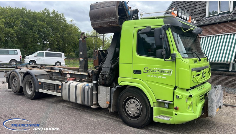 Volvo FM 410 EEV 6X2 Palfinger Epsilon Q170Z - Camion ampliroll, Camion grue: photos 1 Volvo FM 410 EEV 6X2 Palfinger Epsilon Q170Z - Camion ampliroll, Camion grue: photos 1