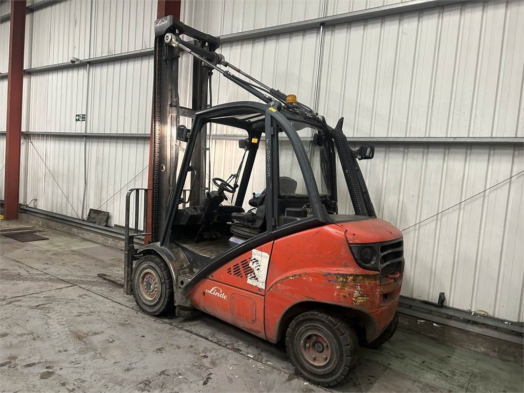 Linde H30D - Chariot élévateur diesel: photos 3 Linde H30D - Chariot élévateur diesel: photos 3