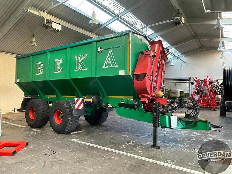 Beka 23T UW - Machine agricole: photos 5 Beka 23T UW - Machine agricole: photos 5