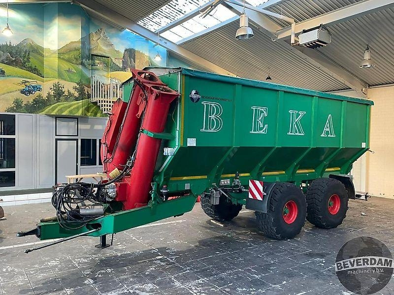 Beka 23T UW - Machine agricole: photos 1 Beka 23T UW - Machine agricole: photos 1