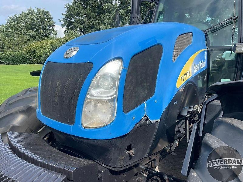 New Holland TVT 170 - Tracteur agricole: photos 4 New Holland TVT 170 - Tracteur agricole: photos 4