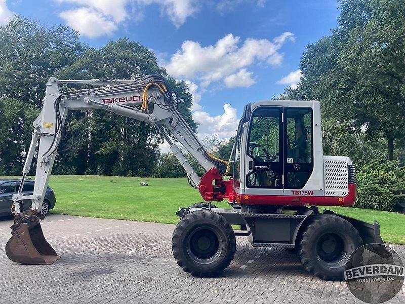 Takeuchi TB175W - Pelle sur chenille: photos 2 Takeuchi TB175W - Pelle sur chenille: photos 2