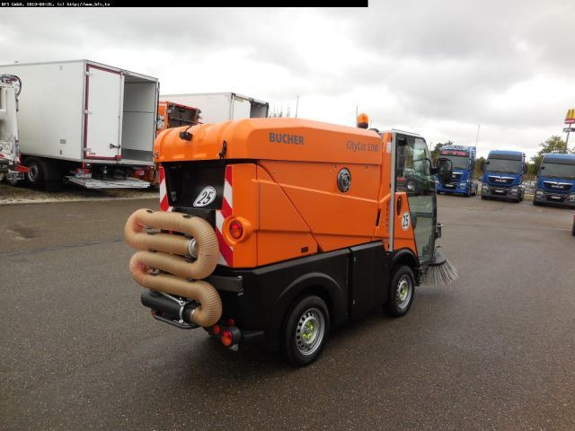 CityCat 1300 CityCat 1300 EuroMot IIIA - 2-Besen - Balayeuse de voirie: photos 2 CityCat 1300 CityCat 1300 EuroMot IIIA - 2-Besen - Balayeuse de voirie: photos 2