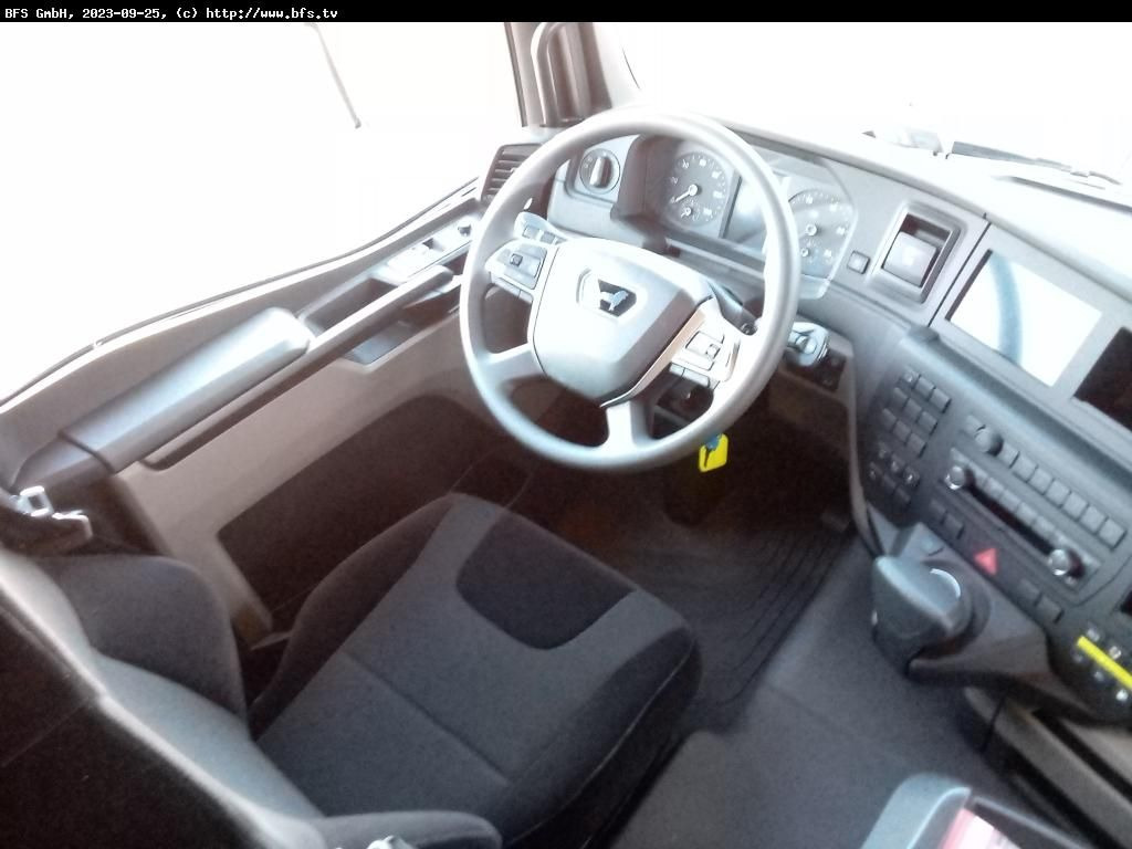 MAN TGS (TG3) 35.430 8x2-6 BL CH NN, Plattform Aufba - Remorqueuse: photos 4 MAN TGS (TG3) 35.430 8x2-6 BL CH NN, Plattform Aufba - Remorqueuse: photos 4