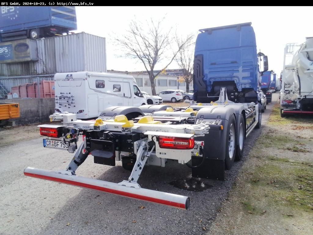 MAN TGX (TG3) 26.520 6x2-2 LL CH BDF Multi, SDG - Camion porte-conteneur/ Caisse mobile: photos 2 MAN TGX (TG3) 26.520 6x2-2 LL CH BDF Multi, SDG - Camion porte-conteneur/ Caisse mobile: photos 2