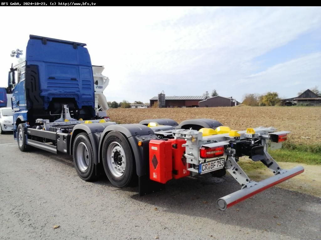 MAN TGX (TG3) 26.520 6x2-2 LL CH BDF Multi, SDG - Camion porte-conteneur/ Caisse mobile: photos 3 MAN TGX (TG3) 26.520 6x2-2 LL CH BDF Multi, SDG - Camion porte-conteneur/ Caisse mobile: photos 3