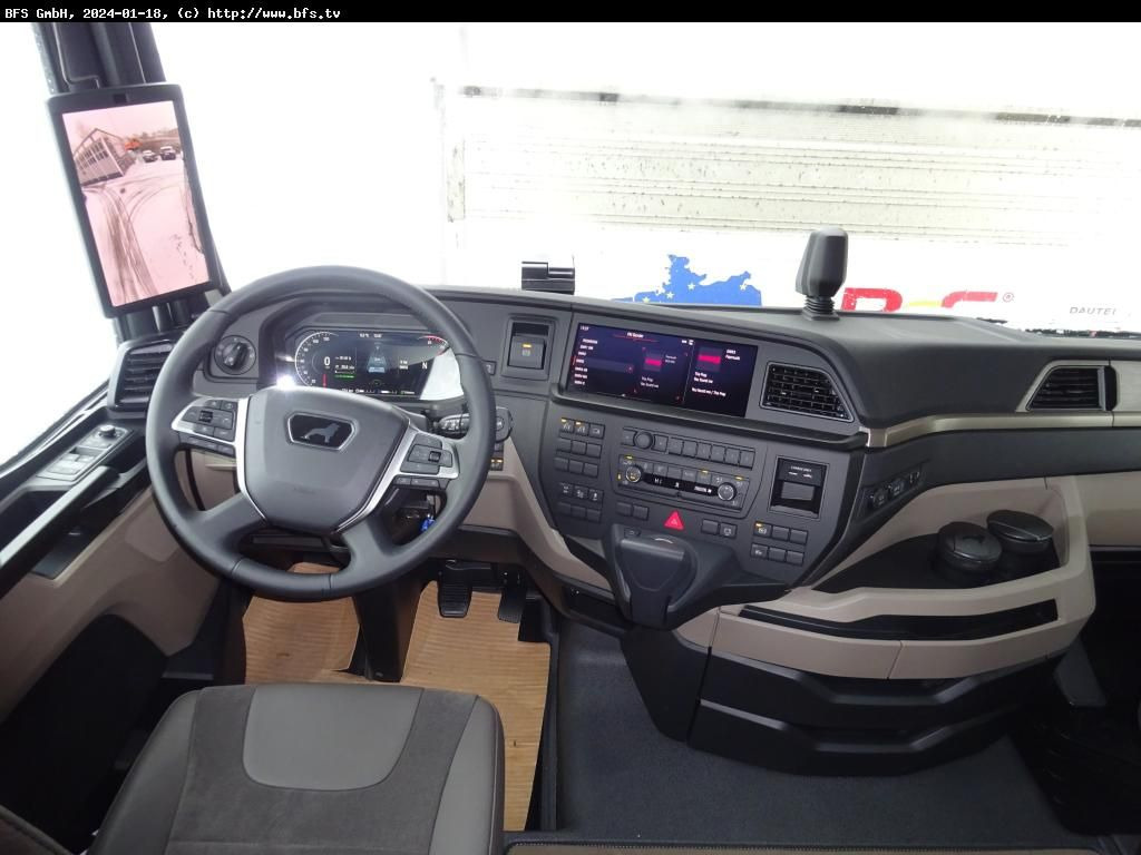 MAN TGX (TG3) 18.640 4x2 LL SA D38, Spiegellos MAN TGX (TG3) 18.640 4x2 LL SA D38, Spiegellos - Tracteur routier: photos 4 MAN TGX (TG3) 18.640 4x2 LL SA D38, Spiegellos MAN TGX (TG3) 18.640 4x2 LL SA D38, Spiegellos - Tracteur routier: photos 4