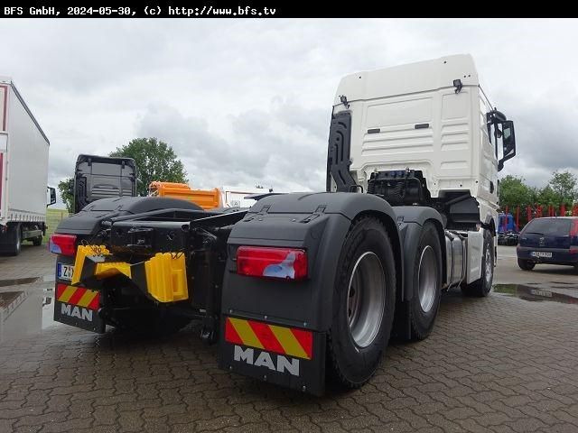 MAN TGX (TG3) 33.520 6x4 BL SA Kipphydraulik 6x4 - Tracteur routier: photos 3 MAN TGX (TG3) 33.520 6x4 BL SA Kipphydraulik 6x4 - Tracteur routier: photos 3