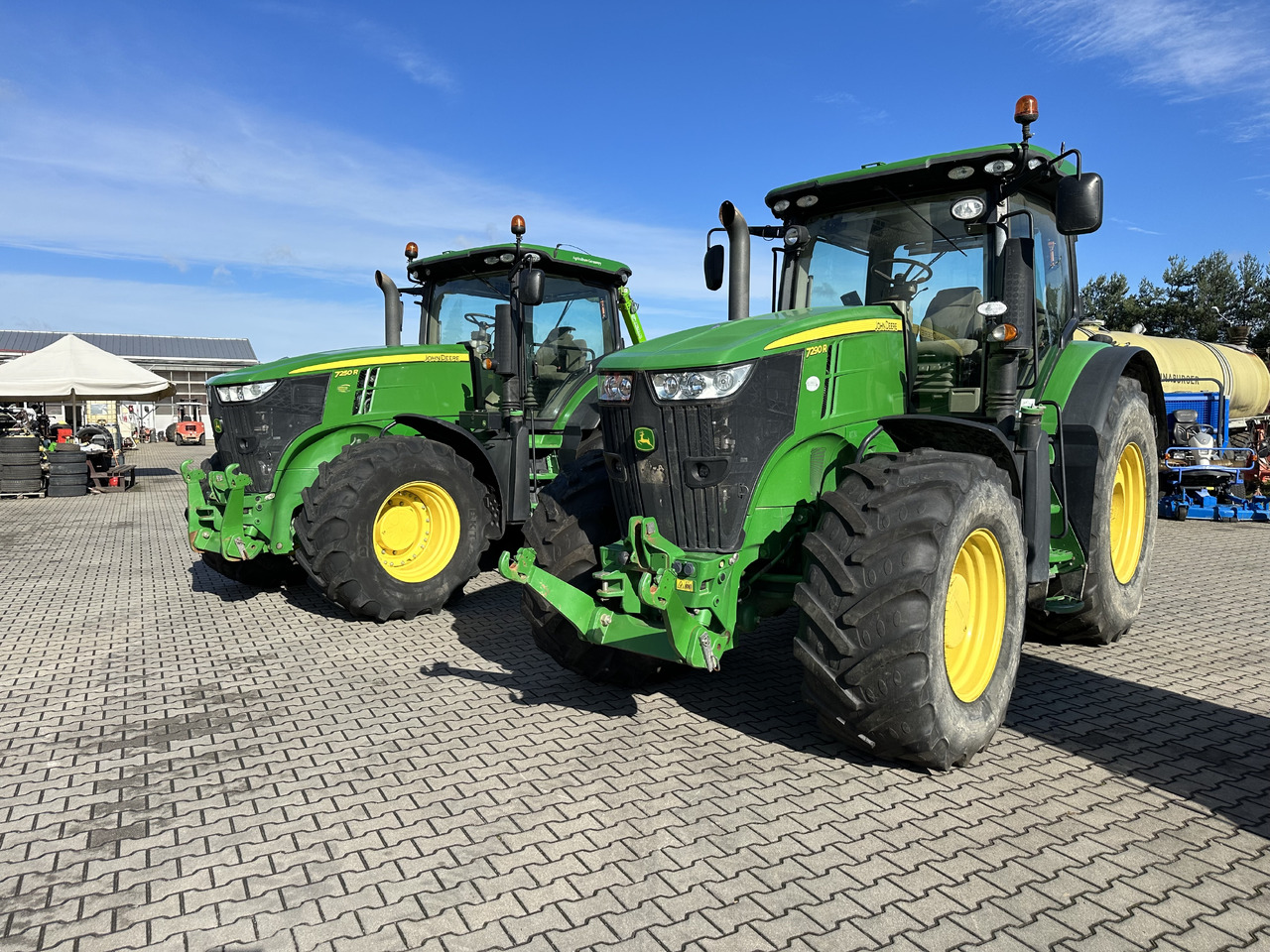 John Deere 7290R AutoPower 55 km/h ABS 310 PS GPS - Tracteur agricole: photos 1 John Deere 7290R AutoPower 55 km/h ABS 310 PS GPS - Tracteur agricole: photos 1