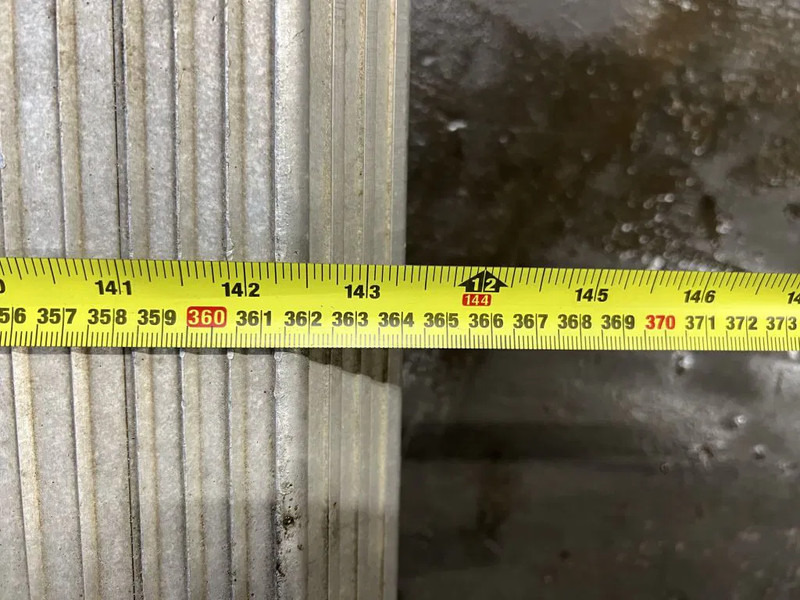 Altec OPRIJPLATEN (RAMPEN) 3,65 METER LANG - Accessoire: photos 4 Altec OPRIJPLATEN (RAMPEN) 3,65 METER LANG - Accessoire: photos 4