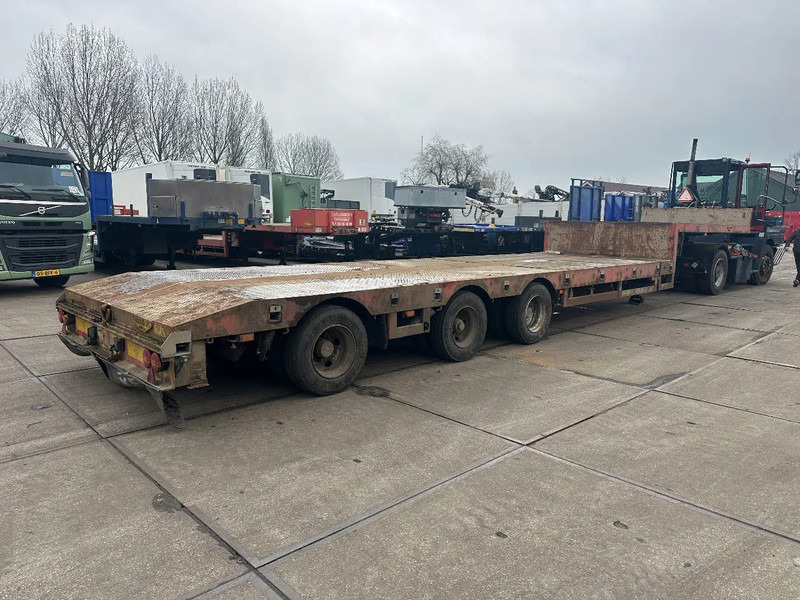 Broshuis 31N55A, EXTENDABLE, LAST AXLE STEERING - Semi-remorque surbaissé: photos 3 Broshuis 31N55A, EXTENDABLE, LAST AXLE STEERING - Semi-remorque surbaissé: photos 3
