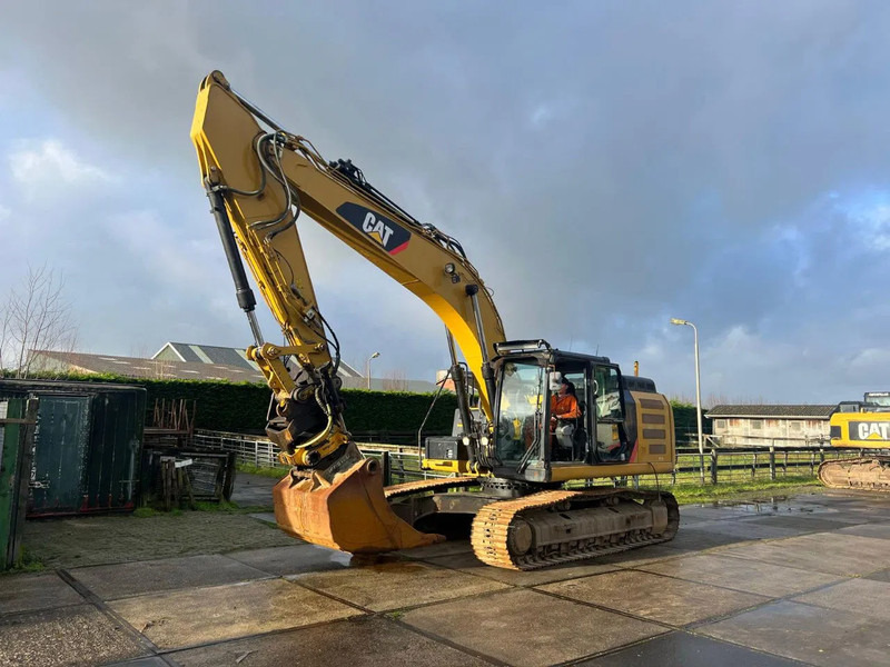 Caterpillar 324 EL, CE, 9655 HOURS, ROTOTILT - Pelle sur chenille: photos 4 Caterpillar 324 EL, CE, 9655 HOURS, ROTOTILT - Pelle sur chenille: photos 4