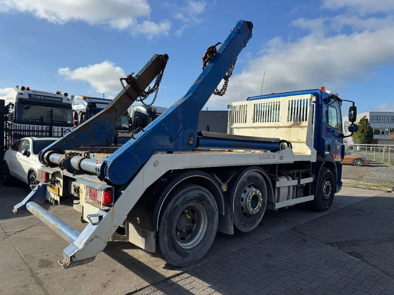 Camion benne DAF CF 400 6X2 - EURO 6 + VDL P-18 + REMOTE + LIFT A: photos 9