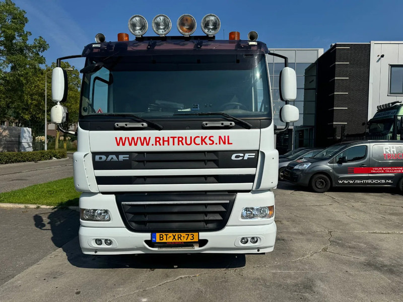 DAF CF 85.360 8x2 + HIAB 422E8 REMOTE CONTROLE - Camion plateau, Camion grue: photos 3 DAF CF 85.360 8x2 + HIAB 422E8 REMOTE CONTROLE - Camion plateau, Camion grue: photos 3