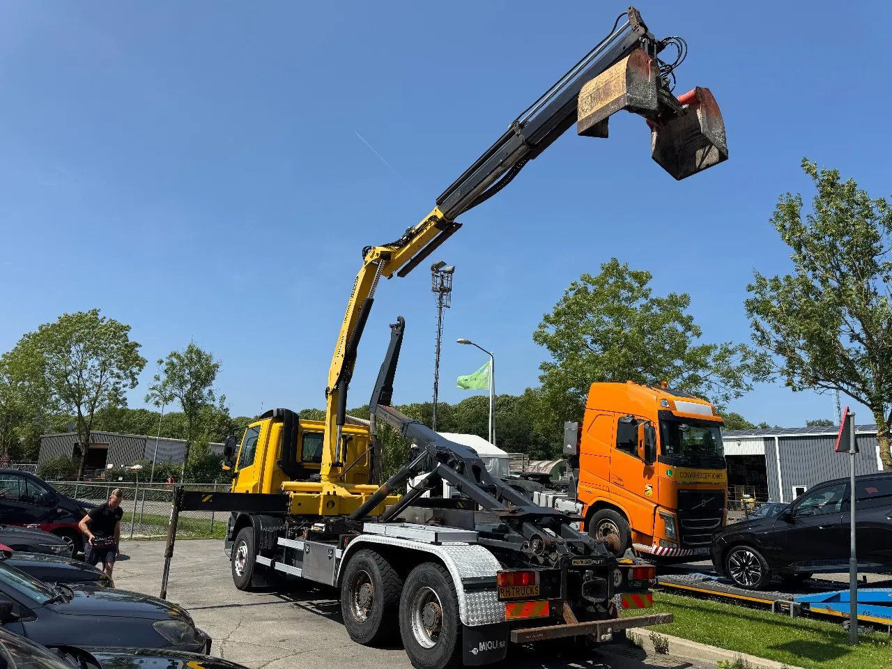 DAF CF 85.410 6X4 - EURO 5 + PALFINGER PK15500 + REM - Camion ampliroll, Camion grue: photos 4 DAF CF 85.410 6X4 - EURO 5 + PALFINGER PK15500 + REM - Camion ampliroll, Camion grue: photos 4